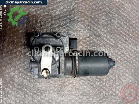 Audi A3 Silecek Motoru çıkma parça