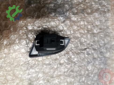 Audi A4 Merkezi Kilit Motoru 8K1962107A çıkma parça