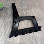 Audi A4 Tampon Braketi 8K5807454A Sökme Çıkma