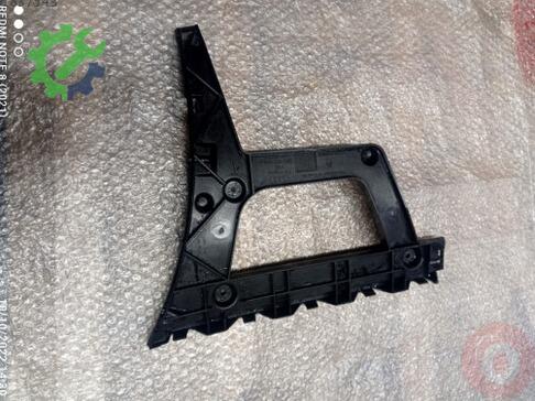 Audi A4 Tampon Braketi çıkma parça
