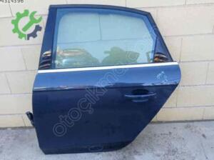 Audi A4 2025 Kapı Çıkma - 8K5833051D