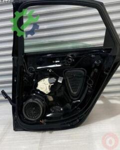 Audi A4 2022 Kapı Çıkma - 8K5833052D