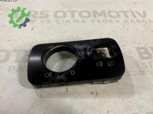 8L0 AUDİ  A3  FAR  SİS AÇMA ANAHTAR ÇERÇEVESİ