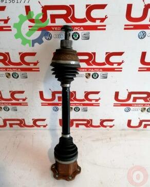 Audi A8 Aks 8R0407271C çıkma parça