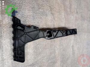 Audi Q5 Tampon Braketi 8R0807454 Sökme Çıkma