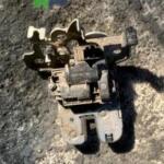 8R0827505 audi Q7 bagaj kilidi