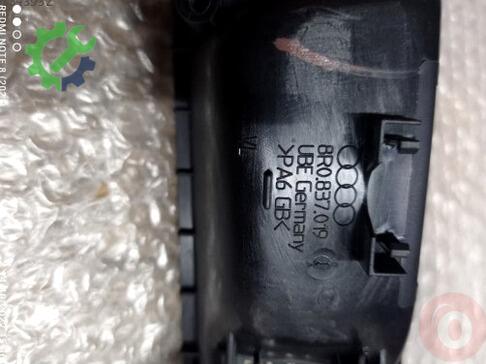 Audi Q5 Kapı Çıtası 8R0837019 çıkma parça