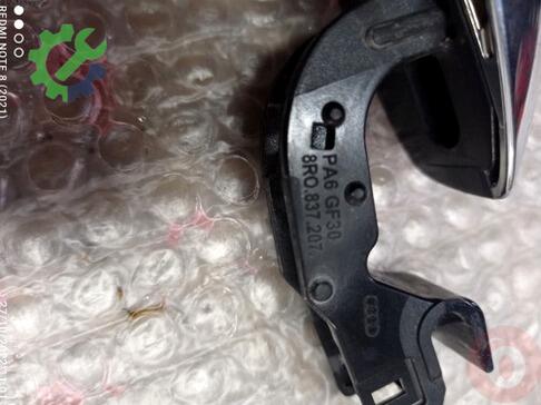 Audi Q5 Kapı Kolu 8R0837207 çıkma parça