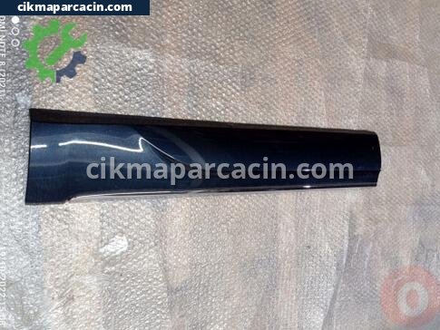 Audi Q5 Kapı Çıtası çıkma parça