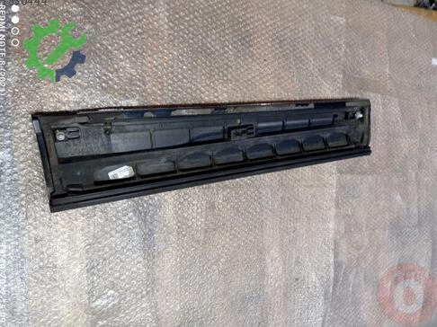 Audi Q5 Kapı Çıtası 8R0853969L çıkma parça