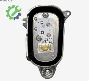 8R0941475B- AUDİ Q5 (13-17) Sağ KÖŞE LED BEYNİ