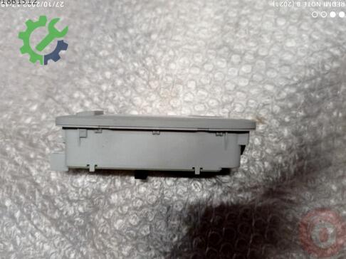 Audi Q5 Tavan Lambası 8R0947291 çıkma parça