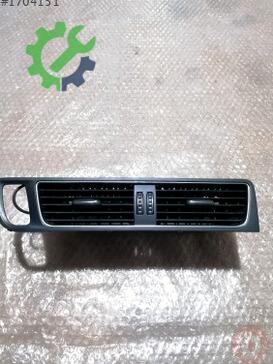 Audi Q5 Havalandırma Izgaraları 8R1820951L çıkma parça