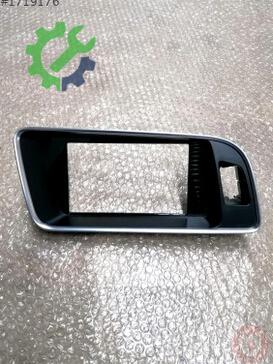 Audi Q5 Gösterge Çerçevesi çıkma parça