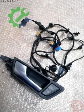 Audi Q5 Kapı Kolu 8R837019A çıkma parça