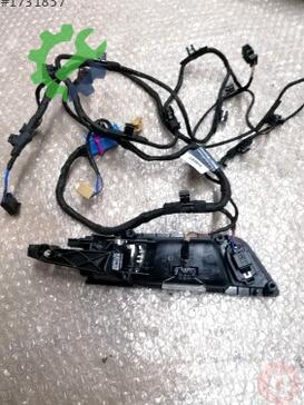 Audi Q5 Kapı Kolu 8R837019A çıkma parça