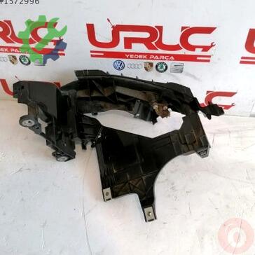 Audi A5 Far Braketi 8T0805608 çıkma parça
