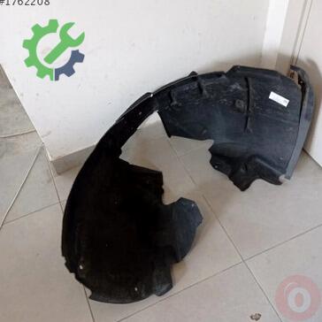 Audi A5 Davlumbaz 8T0821172M çıkma parça
