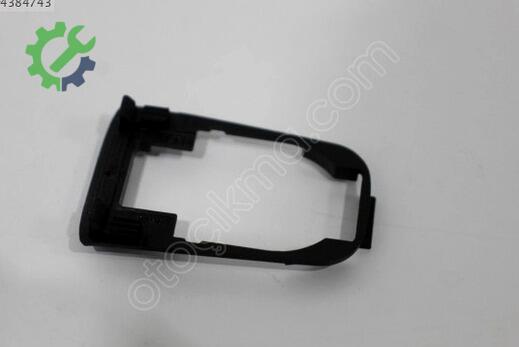 Audi Q3 Kapı Kolu 8T0837211 çıkma parça