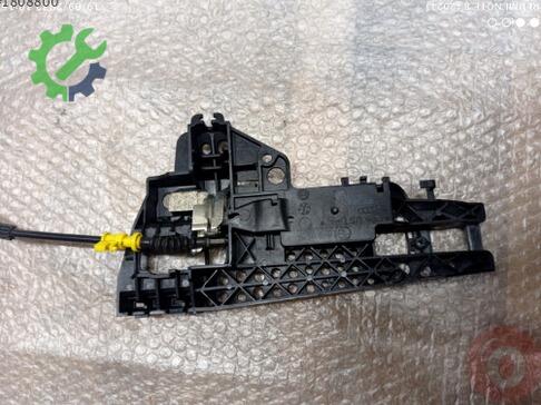 Audi A4 Kapı Döşemesi 8T0837886B çıkma parça