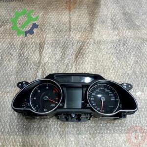 Gösterge Paneli Audi A5 2022 Çıkma 8T0920933A