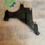Çıkma Audi A5 Far Braketi 8T0941453