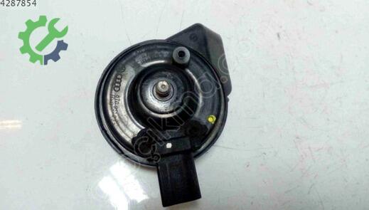 Audi A4 Korna 8T0951223 çıkma parça