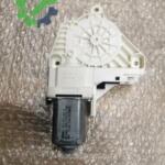 Audi A5 2022 Çıkma Cam Motoru 8T0959801D
