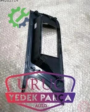 Audi A4 Gösterge Çerçevesi 8T1857186 çıkma parça