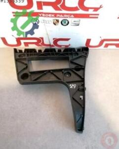 Audi A5 2022 Tampon Braketi Çıkma - 8T8807454A