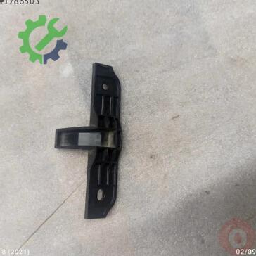 Volkswagen Jetta Tampon Braketi 8T8807861 çıkma parça