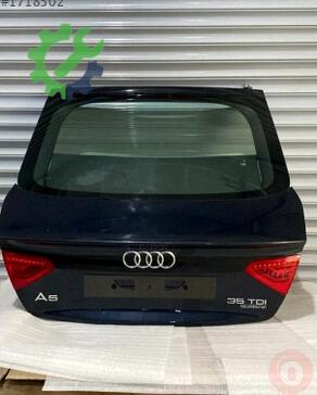 Audi A5 Bagaj 8T8827025 çıkma parça