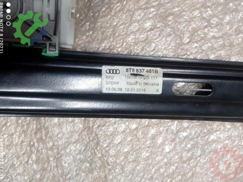Audi A3 Kelebek Camı 8T8837461B çıkma parça