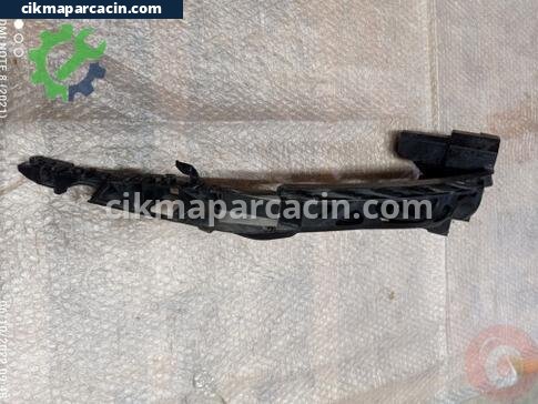Audi Q3 Far Braketi çıkma parça