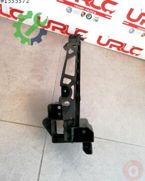 Audi Q3 Far Braketi 8U0805608A çıkma parça