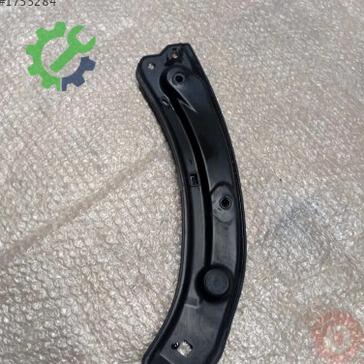 Audi Q3 Far Braketi 8U0805932 çıkma parça