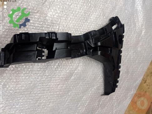 Audi Q3 Tampon Braketi çıkma parça
