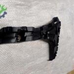 Çıkma Audi Q3 Tampon Braketi 8U0807453