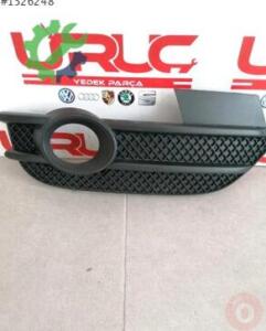 Audi Q3 Orijinal Çıkma Sis Farı Çerçevesi 8U0807682A