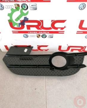 Audi Q3 Sis Farı Çerçevesi 8U0807682A çıkma parça