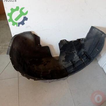 Audi Q3 Davlumbaz 8U0810171A çıkma parça