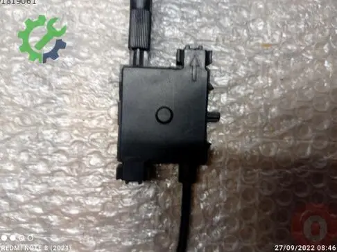 Audi Q3 Kaput Açma Teli 8U0823531 çıkma parça