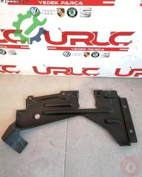 Audi Q3 Ön Tampon 8U0825215B çıkma parça