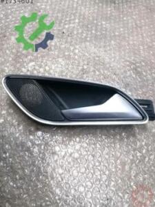 Kapı Çıtası Audi Q3 2022 Çıkma 8U0839020C