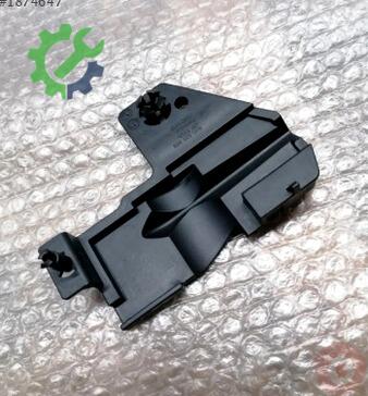 Audi Q3 Kapı Çıtası 8U0839898 çıkma parça