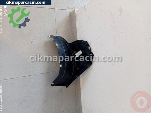 Audi Q3 Davlumbaz çıkma parça