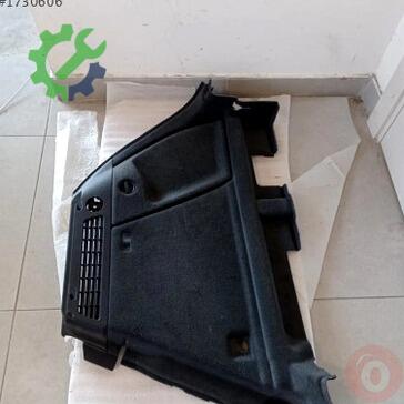 Audi Q3 Bagaj 8U0863880C çıkma parça