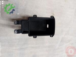 Audi Q3 2012-2018 Çıkma Orta Konsol 8U0864981A