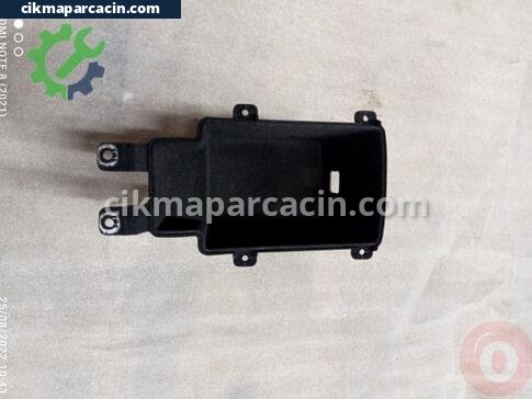 Audi Q3 Orta Konsol çıkma parça