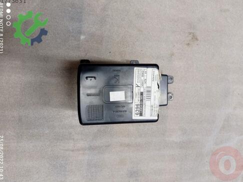 Audi Q3 Orta Konsol 8U0864981A çıkma parça